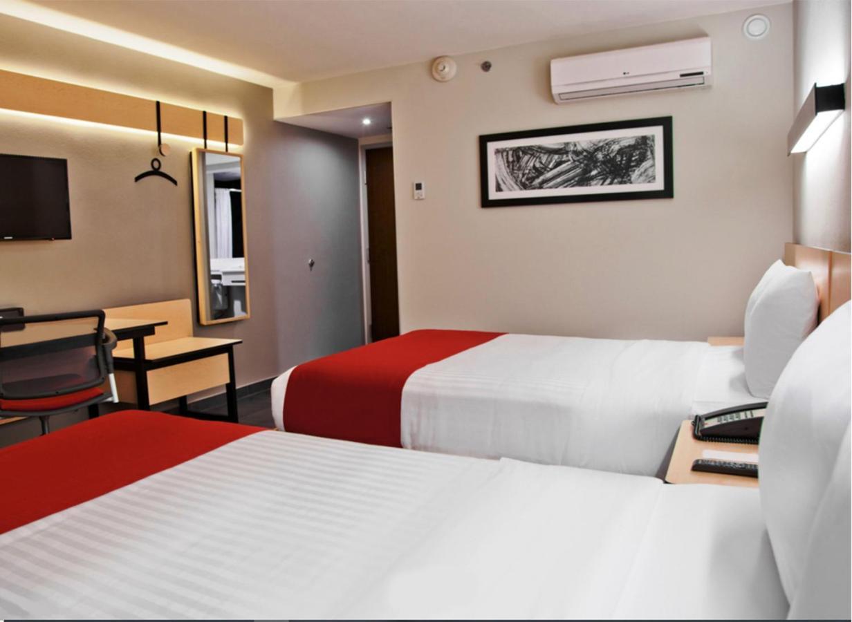 Hotel Best Place Express 사모라 데 이달고 외부 사진